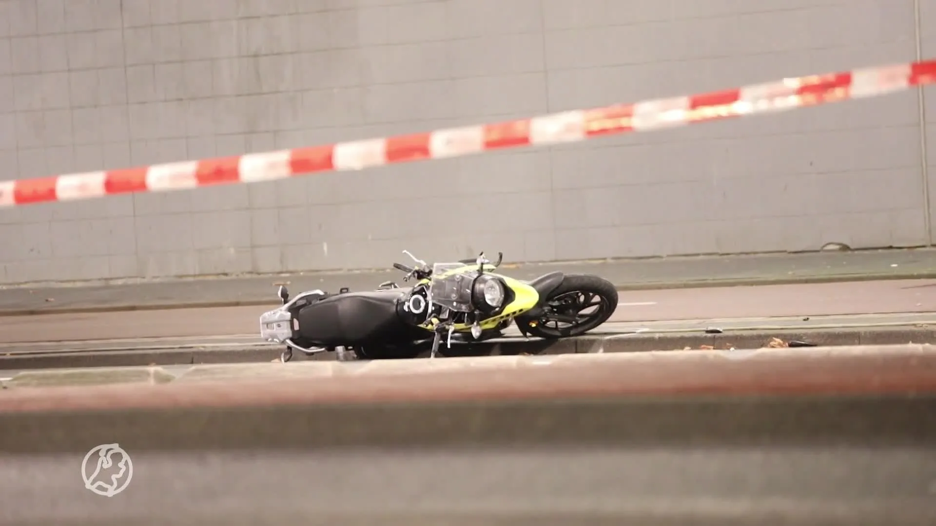 Motorrijder (20) in Amsterdam om het leven gekomen, politie vraagt om dashcambeelden