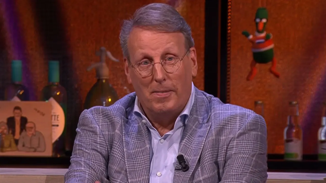 Chris Woerts heeft enorme primeur: 'AZ opent aanval op KNVB'