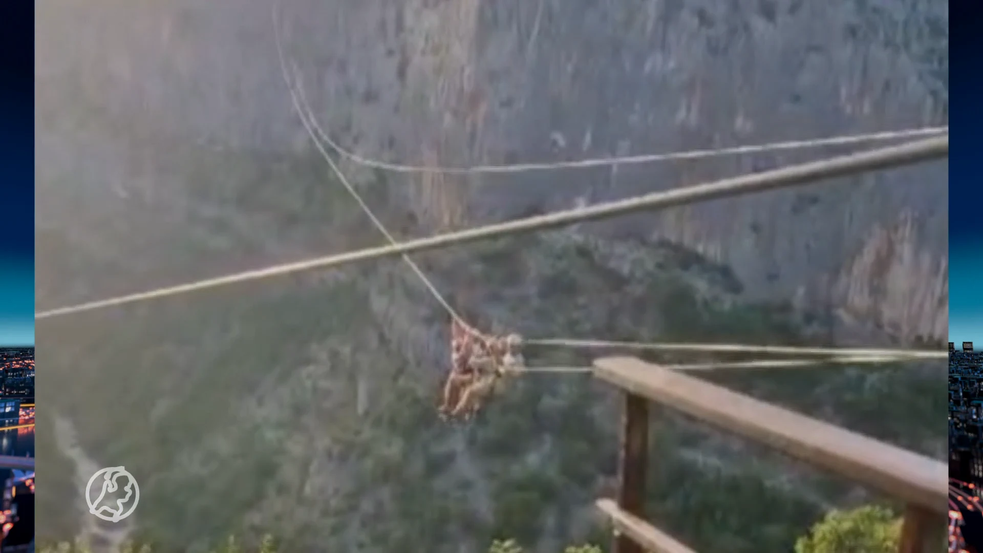 Yvonne (67) uit Enschede hangt vast op 200 meter hoogte tijdens ziplinen in Kroatië