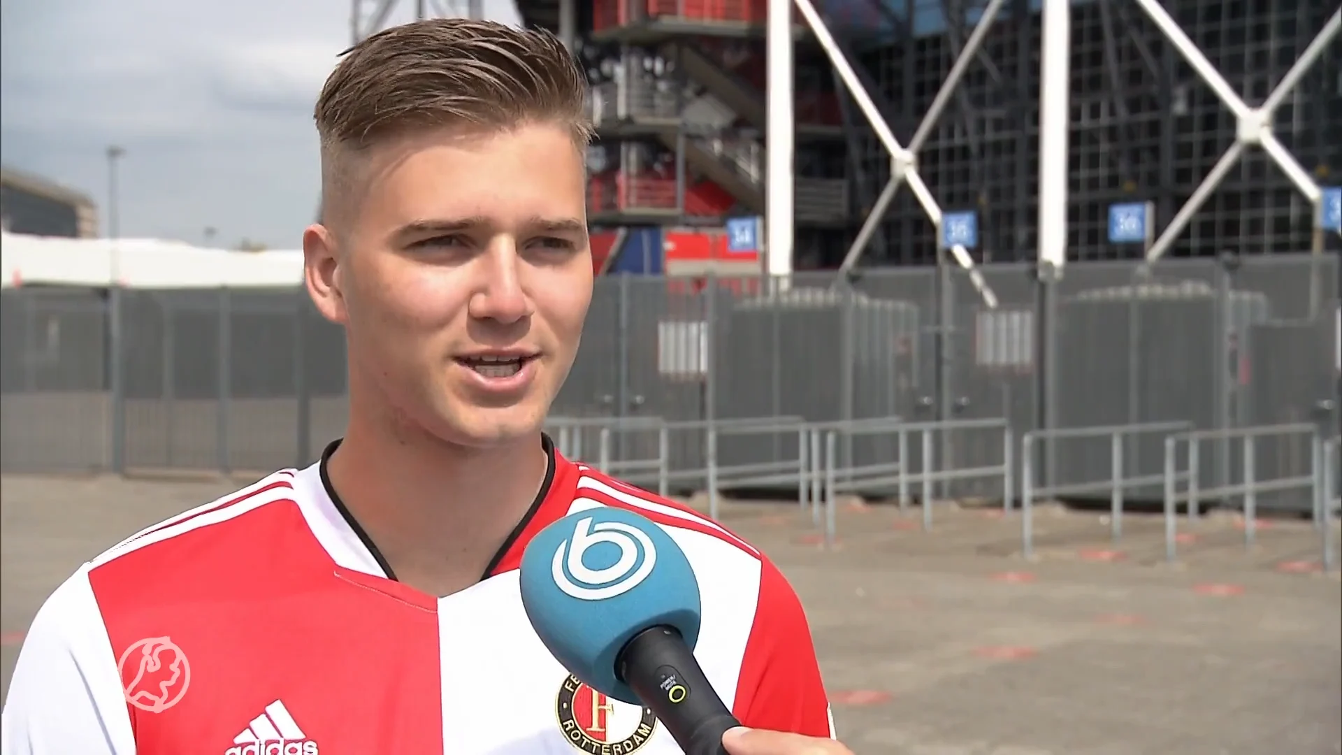 Feyenoordsupporters verheugen zich op halve finale Conference League tegen Marseille