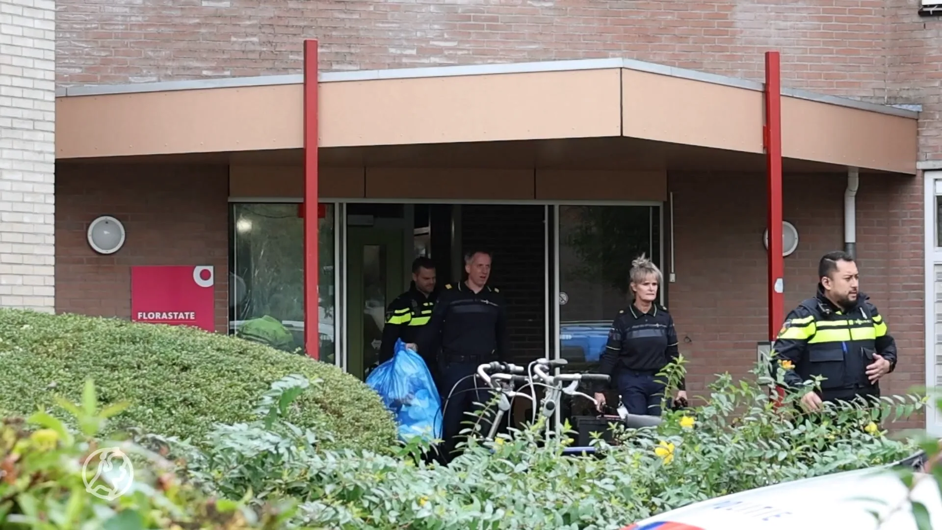 Man ligt maanden dood in flat in Leeuwarden: 'Hing een vreemde geur en er liep ongedierte'