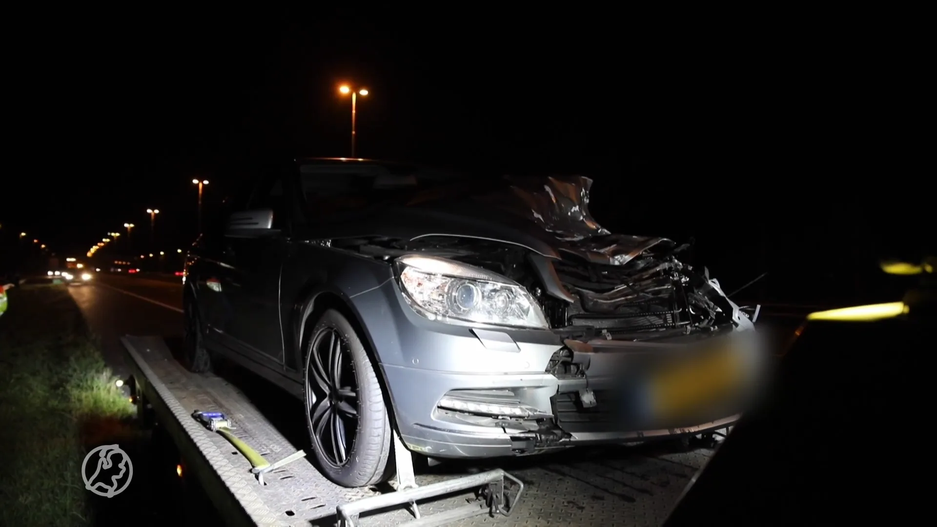 Edelhert dood na ongeluk met automobilist op A50 bij Vaassen