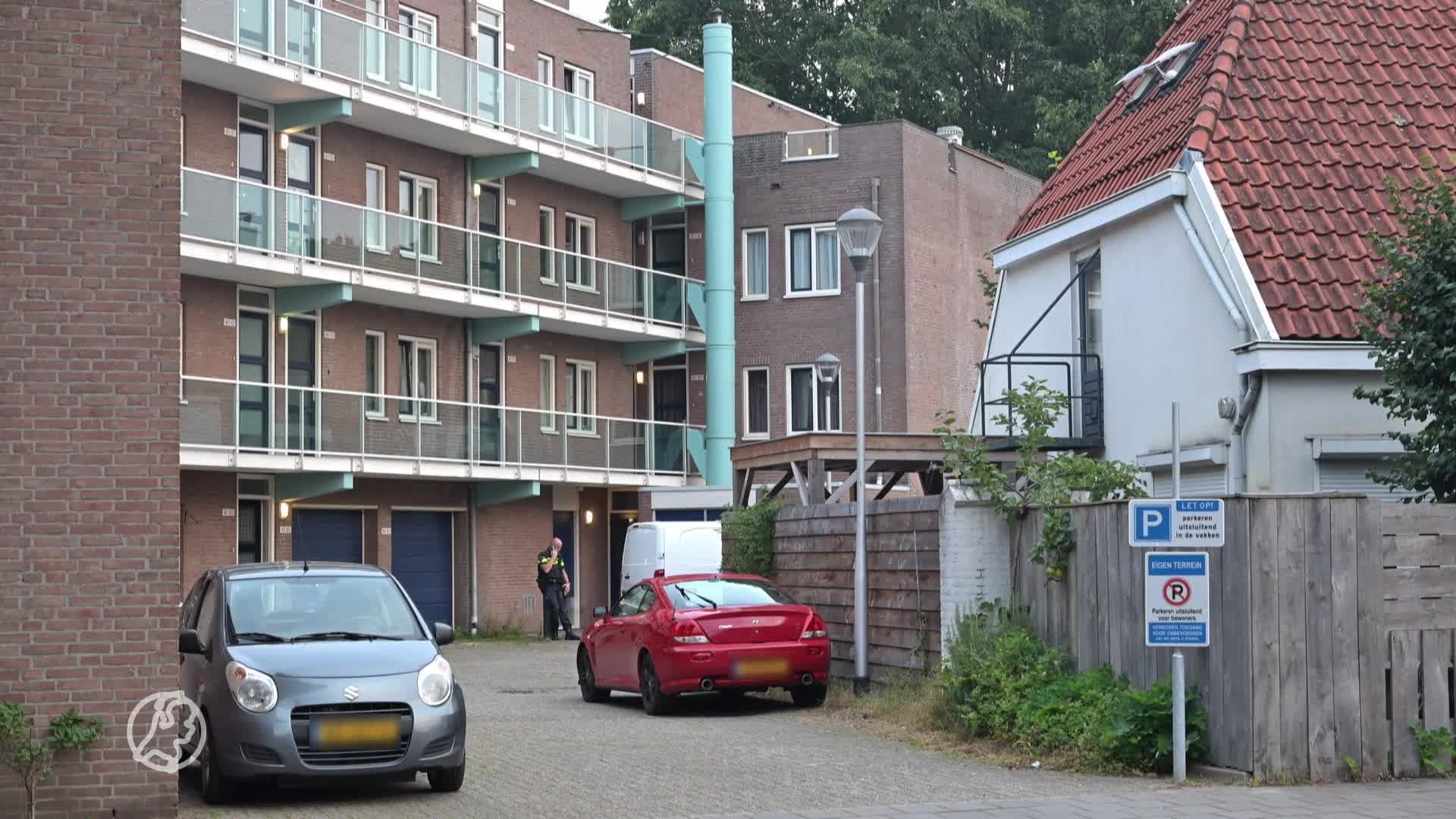 Gewapende mannen eisen drugs bij woningoverval, Tilburger (60) gewond