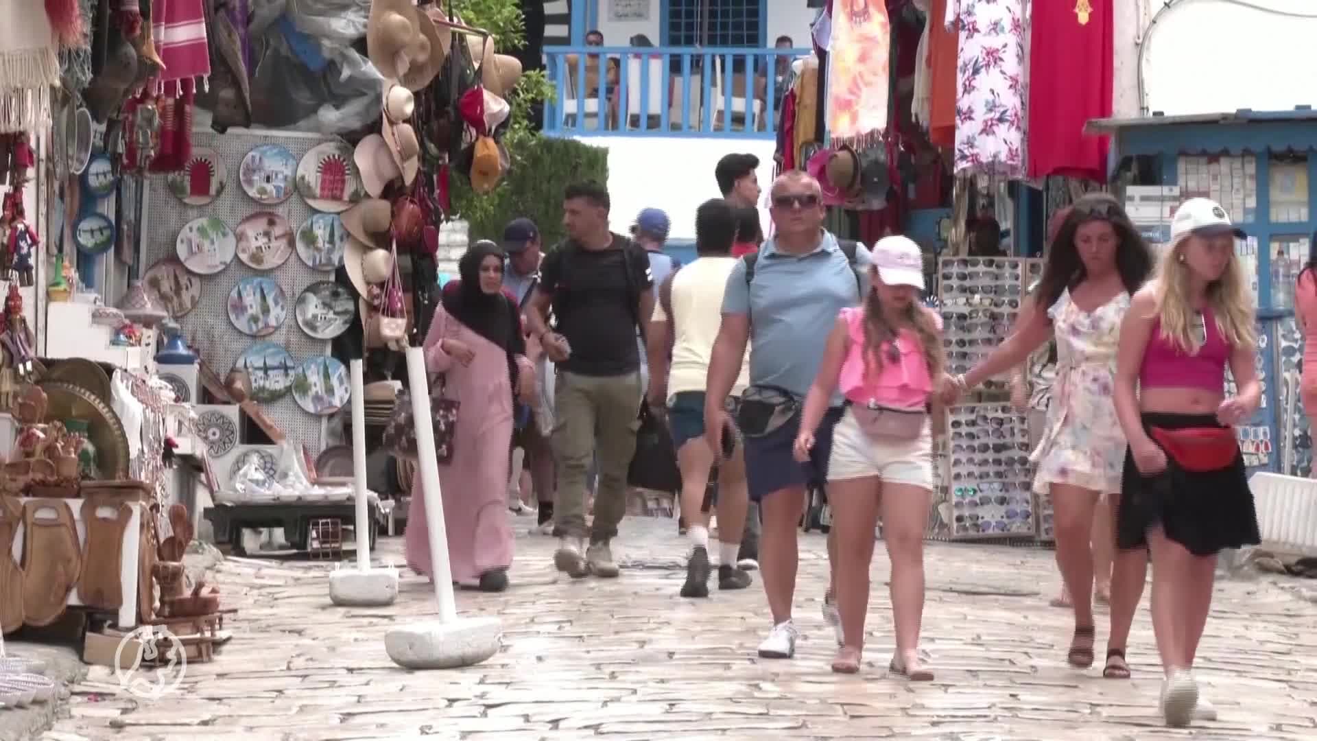 Eén op de drie past vakantieplannen aan vanwege prijsstijgingen