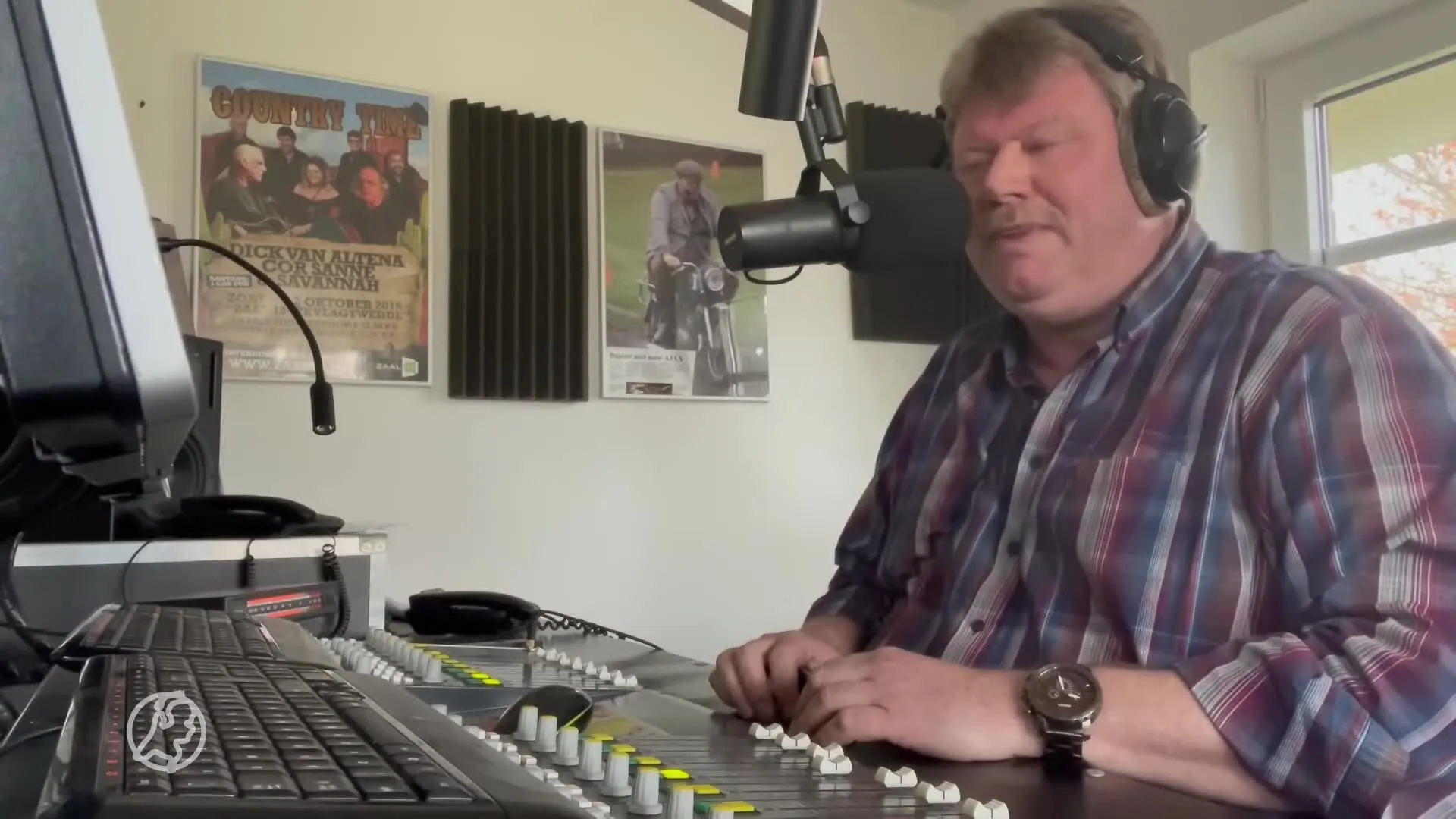 DJ neemt live op radio ontslag vanwege onvrede over muziekkeuze zender