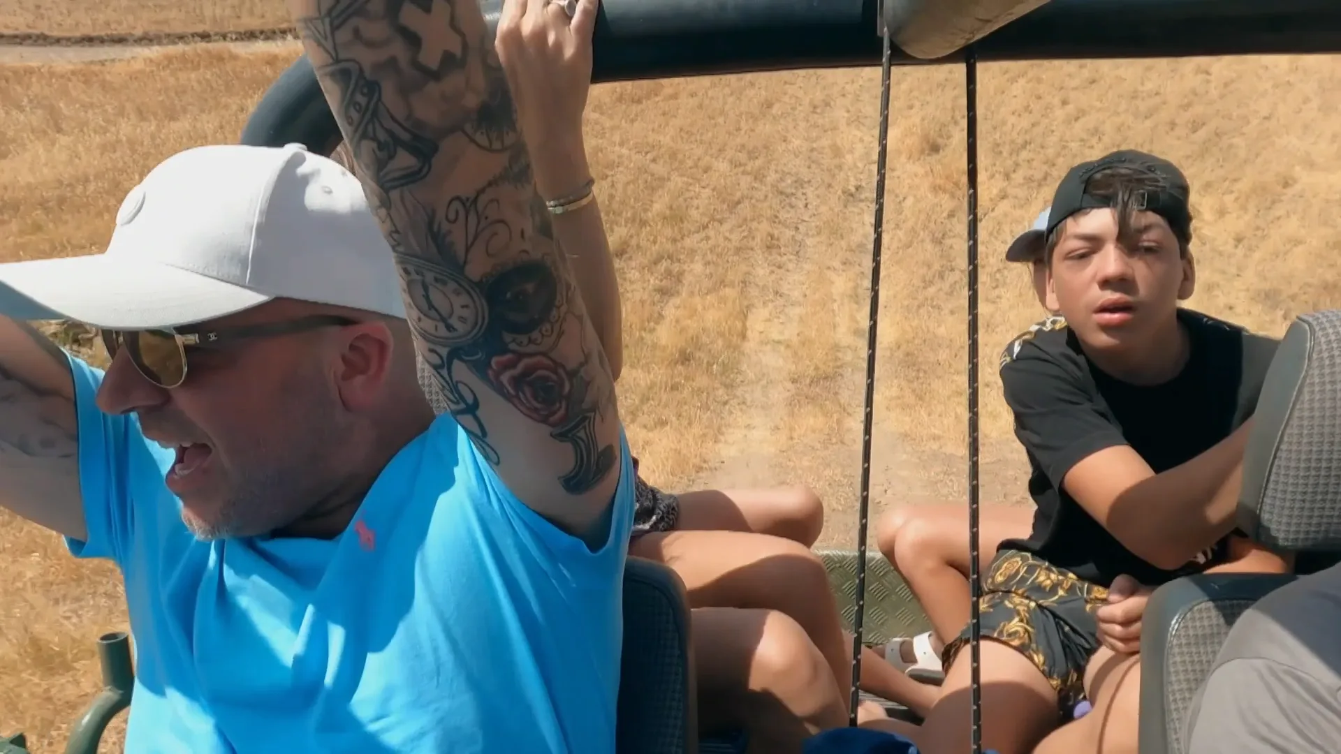 De Familie van der Meijde op HILARISCHE SAFARI