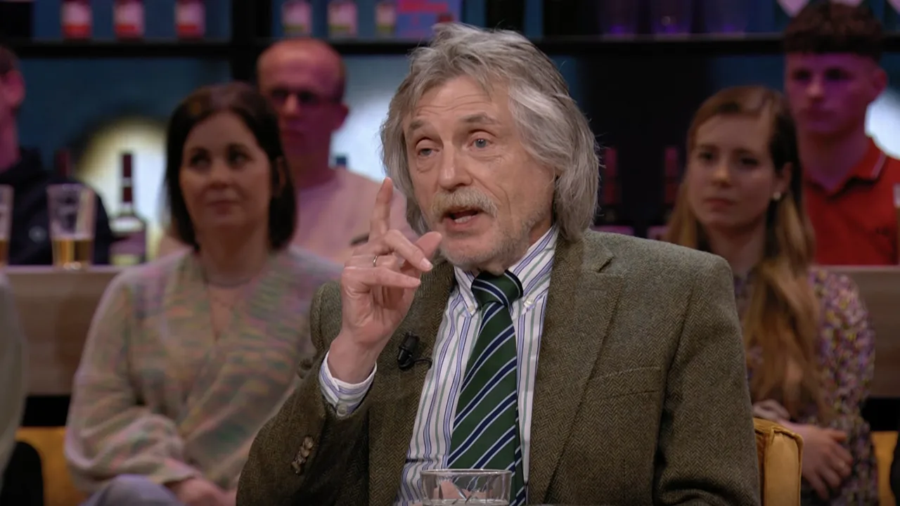 Johan adviseert Ajax snel in actie te komen voor Wijndal