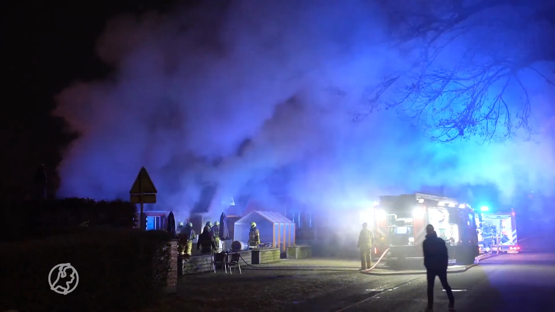 Brand bij veelbesproken cafetaria Heesch, mogelijke dader vlucht weg