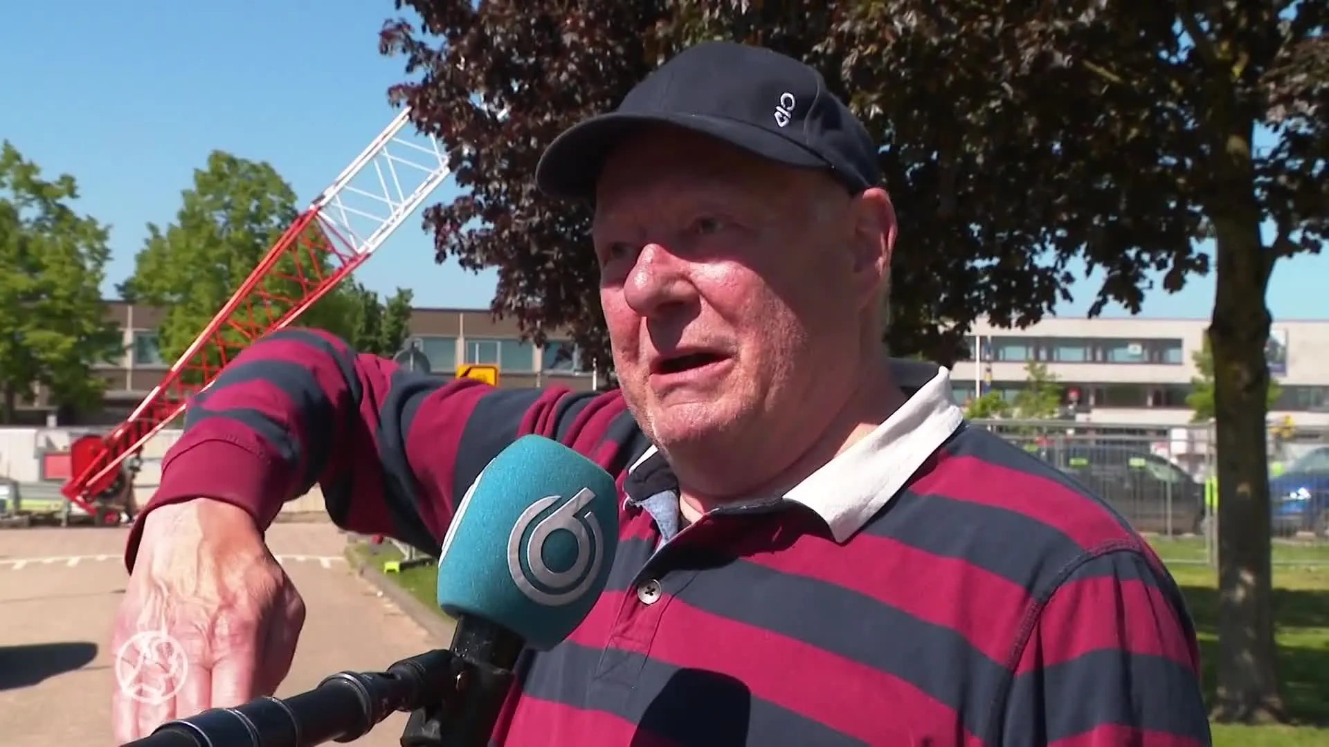 Afgebroken hijskraan zorgt voor veel bekijks in Etten-Leur: '...