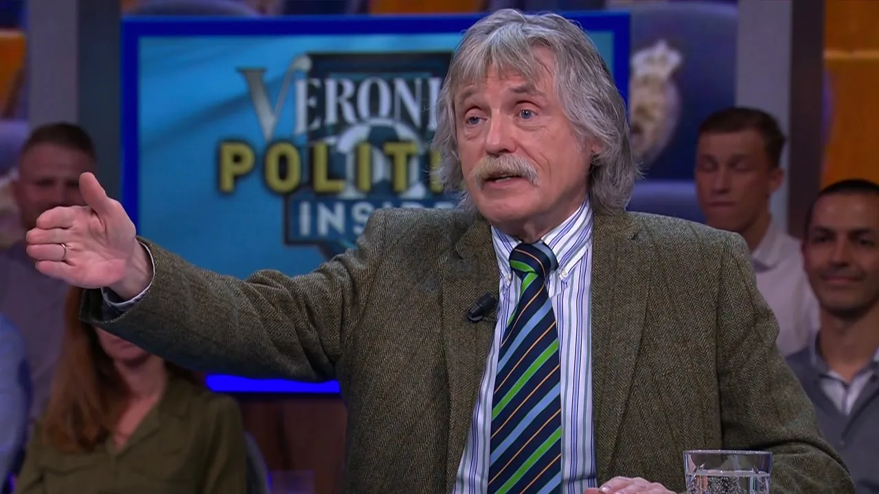 Johan over boa's met keppeltjes en hoofddoeken: 'Dit land is volledig gek aan het worden'