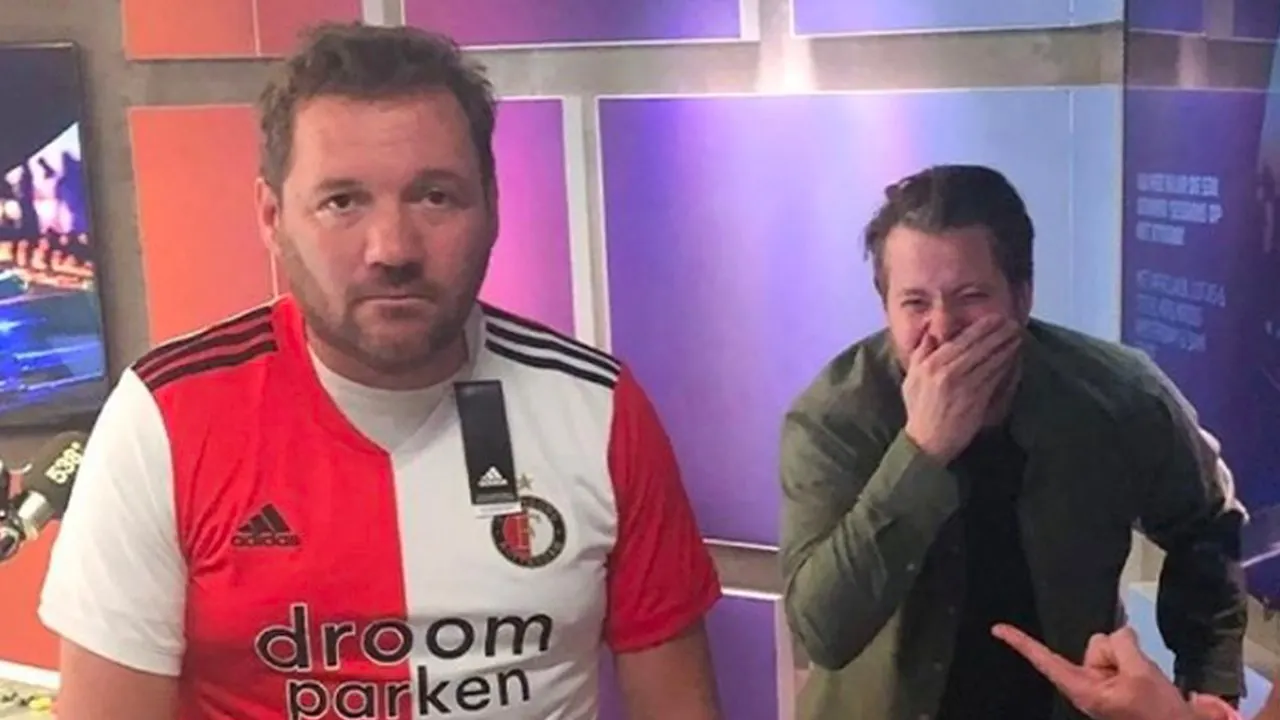 538-sidekick en Ajax-fan Klaas zingt clublied Feyenoord voor ...