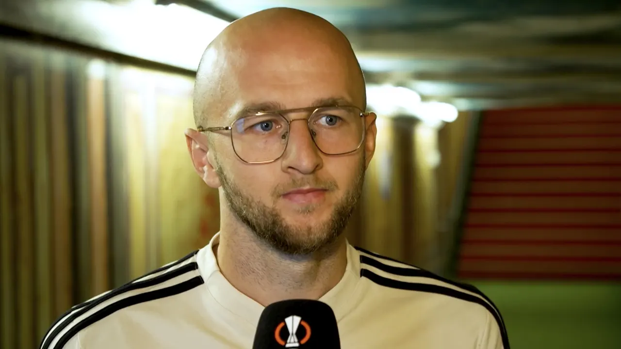 Trauner voelt zich goed bij Feyenoord: 'Ik probeer steeds meer een leider te worden'