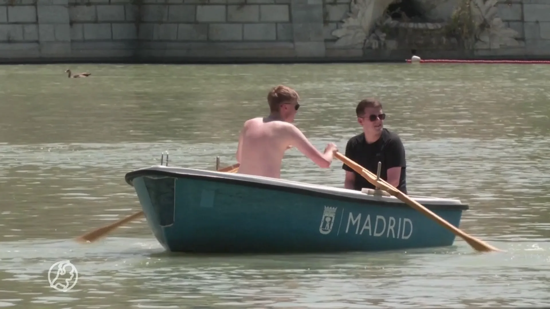 Weerman over hitte in Italië