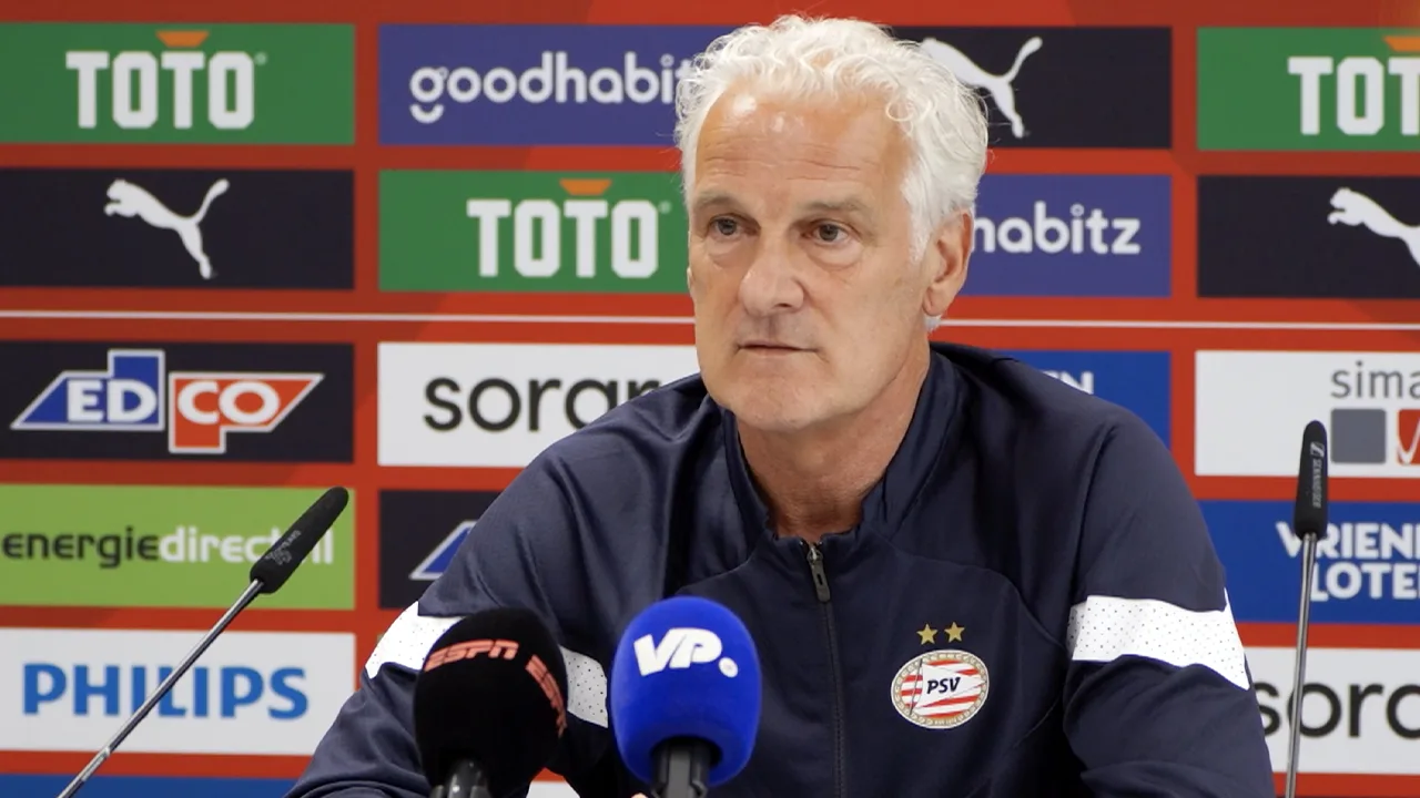 Rutten: 'Vertrek Van Nistelrooij Kwam binnen als een bom'