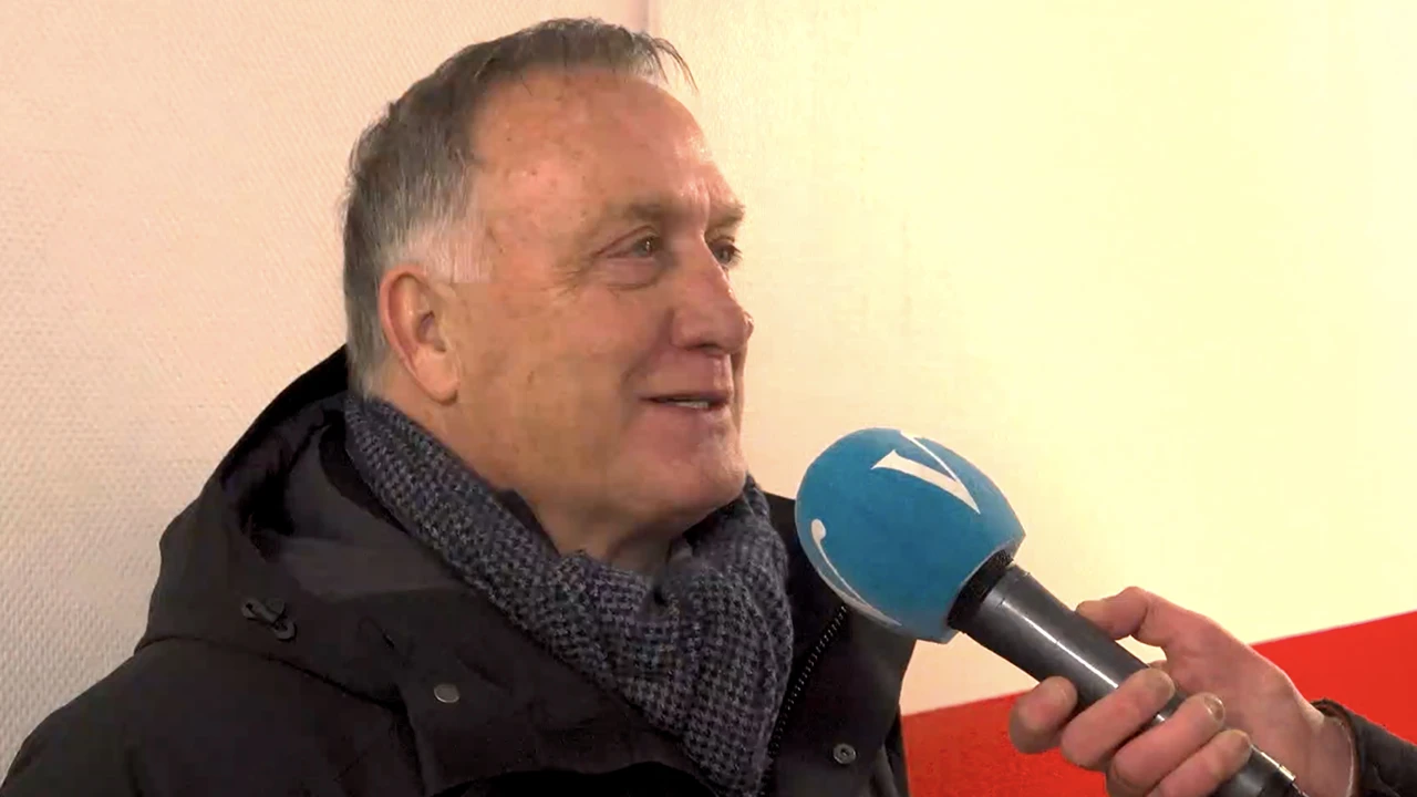 Dick Advocaat schuift binnenkort graag weer aan bij Veronica Offside!