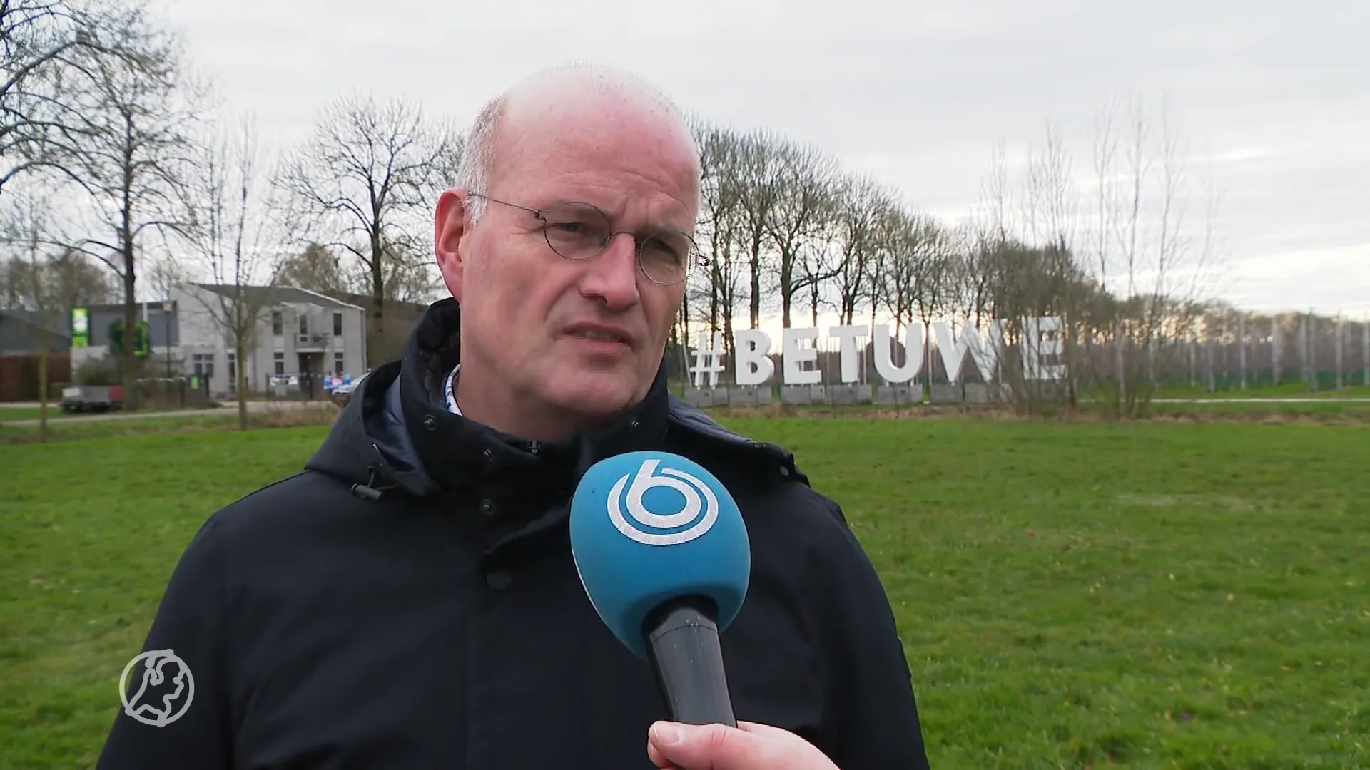 Op zoek naar verborgen nazi-schat in Ommeren: sieraden, edelstenen en gouden horloges