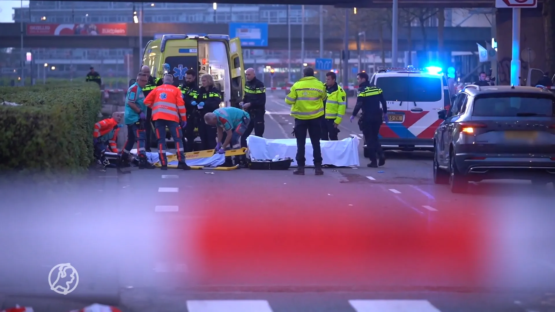 Automobilist schept voetganger en slaat op de vlucht