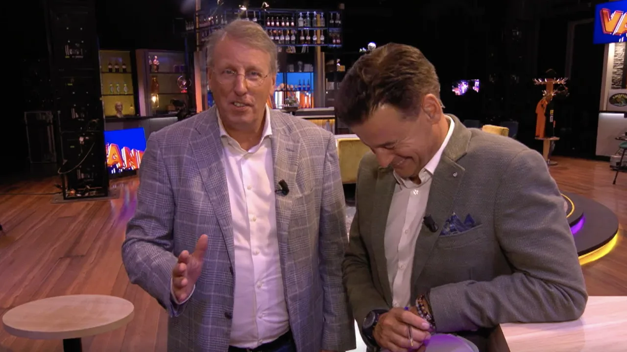 Wilfred neemt Chris Woerts in de maling In de Wandelgangen