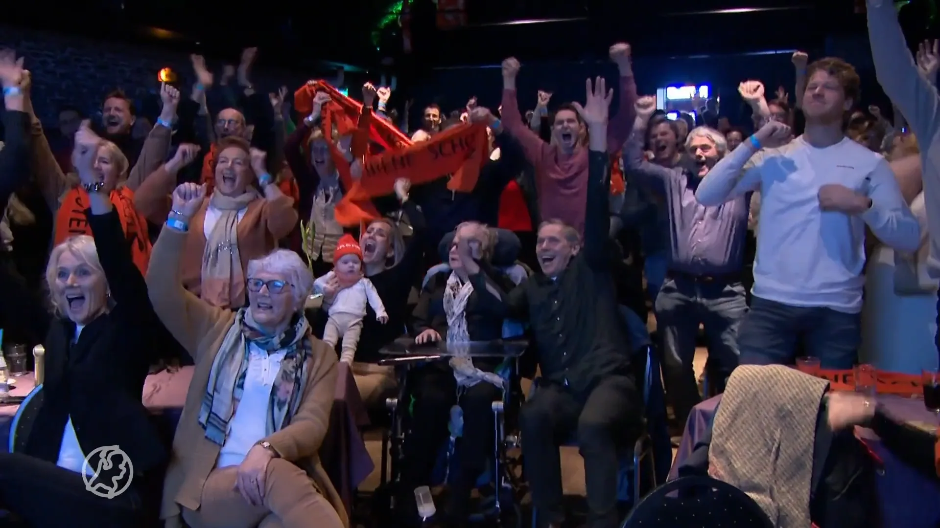 Fans van Irene Schouten reageren uitzinnig op gouden medaille