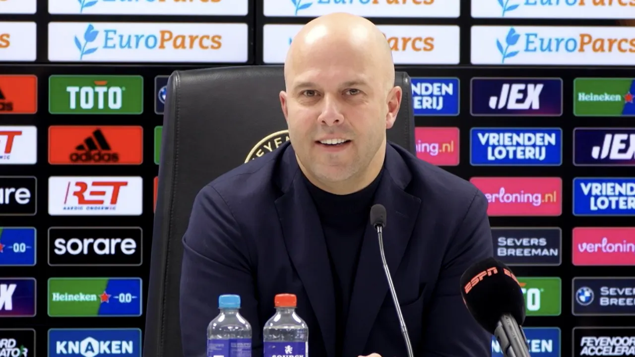 Slot trots op eigen ploeg: 'Ajax vanaf de eerste minuut afgejaagd'