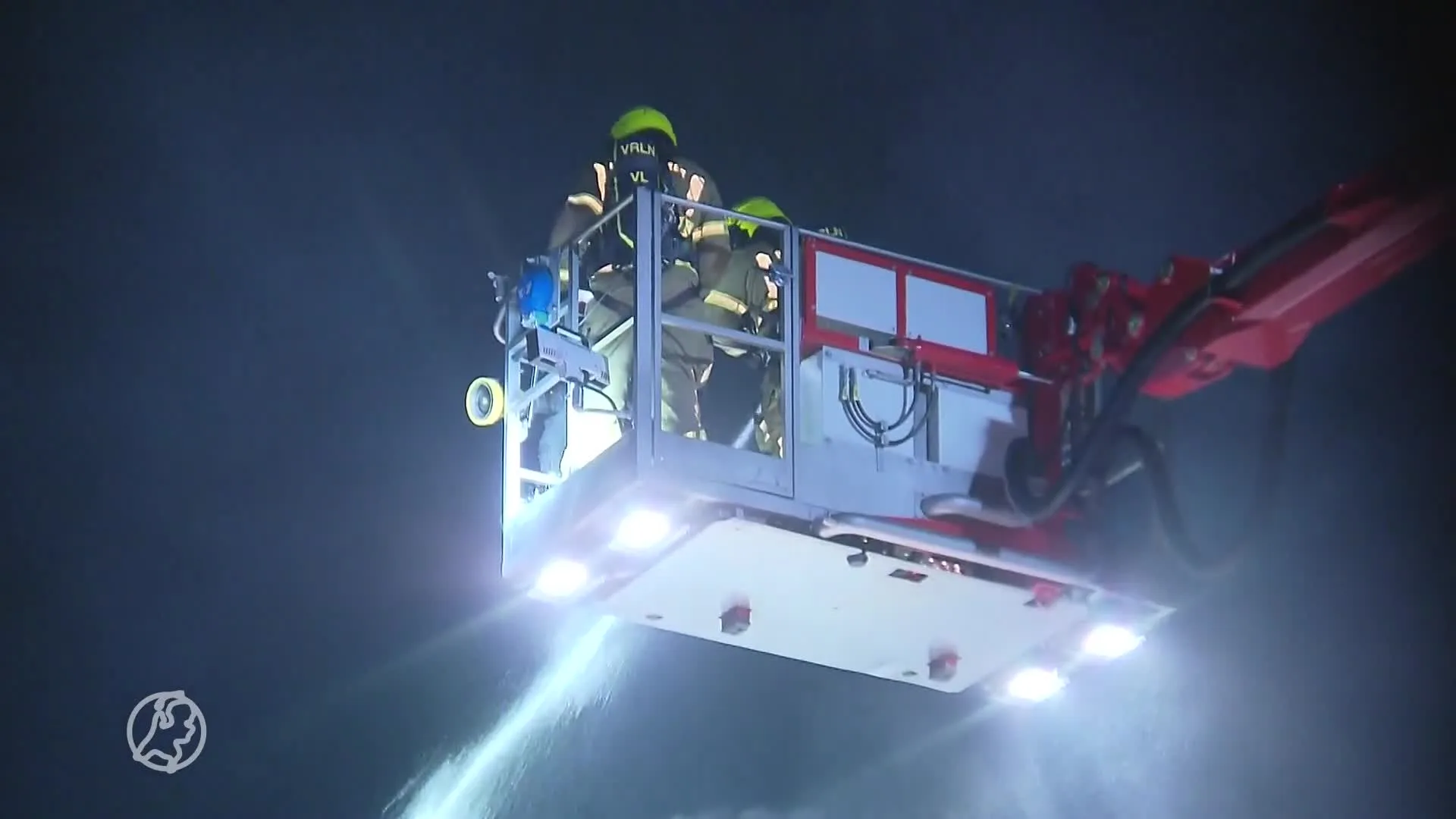 Hond sterft in vlammenzee bij grote woningbrand in Tegelen