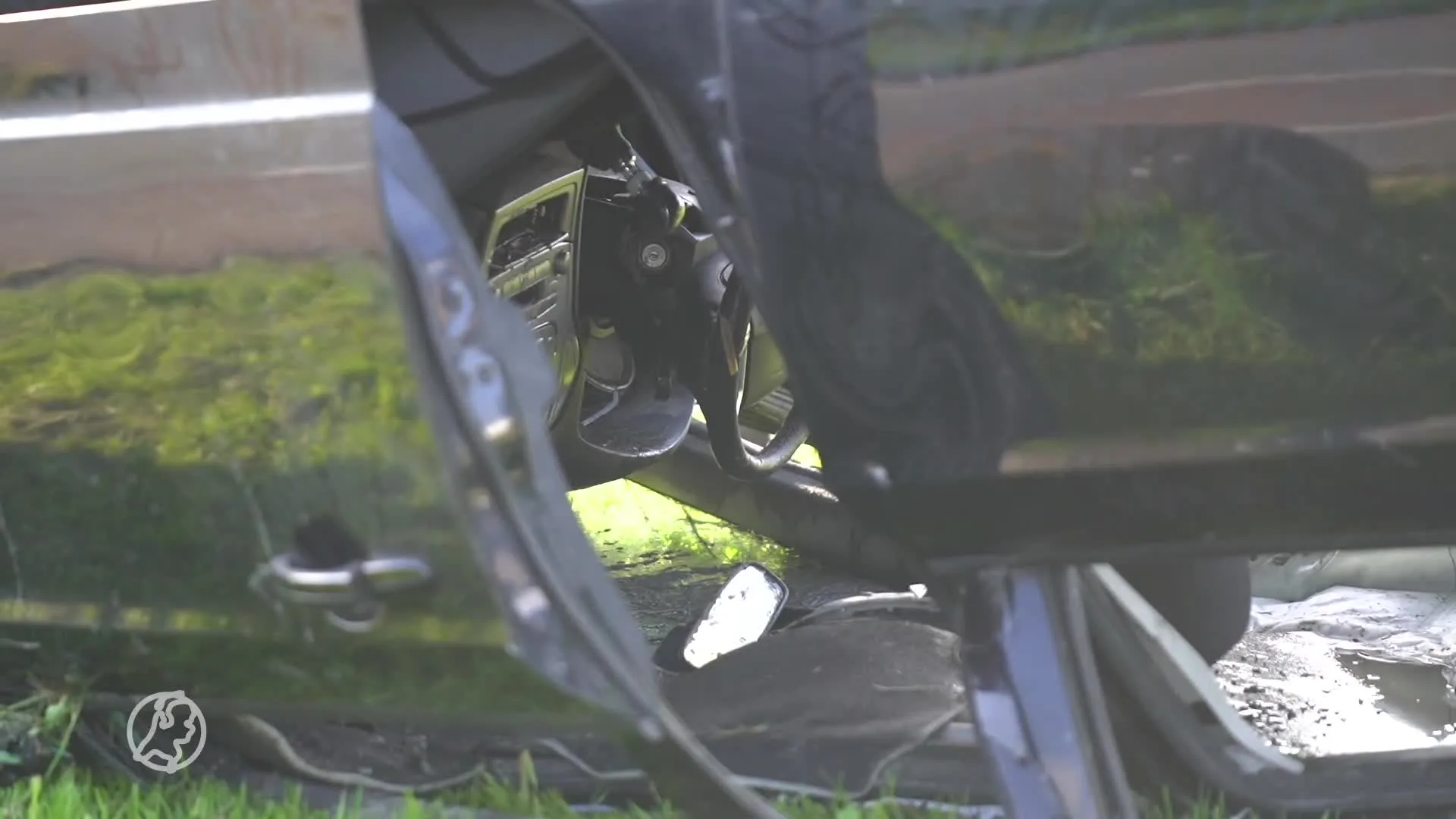 Dode man gevonden in auto in water Bleiswijk