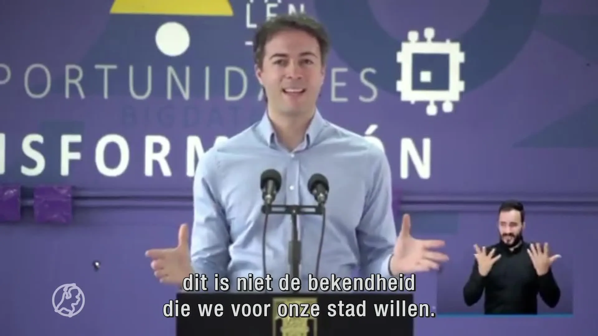 Nederlander in Colombia onder vuur nadat hij met vriendin aan hondenriem door stad loopt