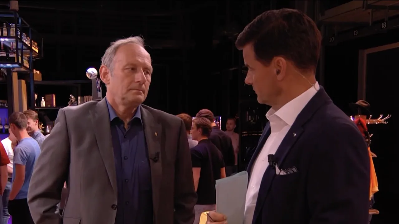 In de Wandelgangen met Mart de Kruif: 'Aan beide kanten vallen minstens 500 doden per dag'