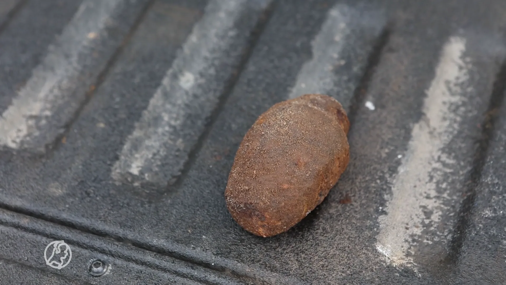 Scholencentrum ontruimd na vondst handgranaat