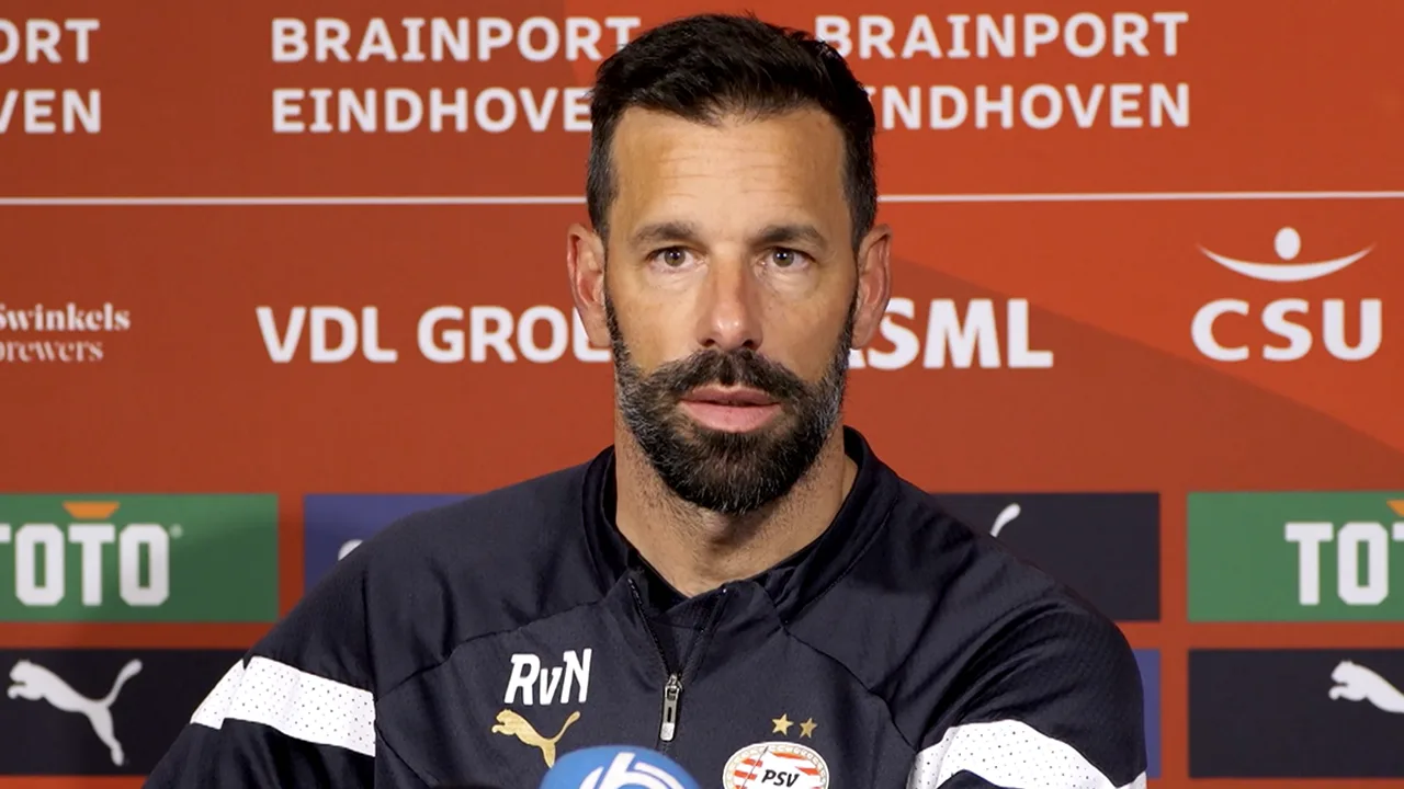 Van Nistelrooij baalt van interesse in Madueke: 'Zorgelijk, kijken of we kunnen behouden'