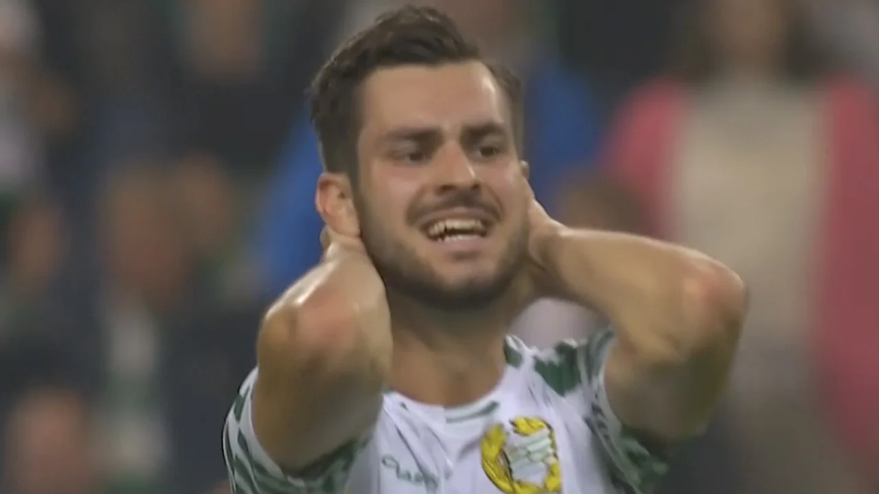 KANS: FC Twente ontsnapt aan tegengoal na schot van Nalic