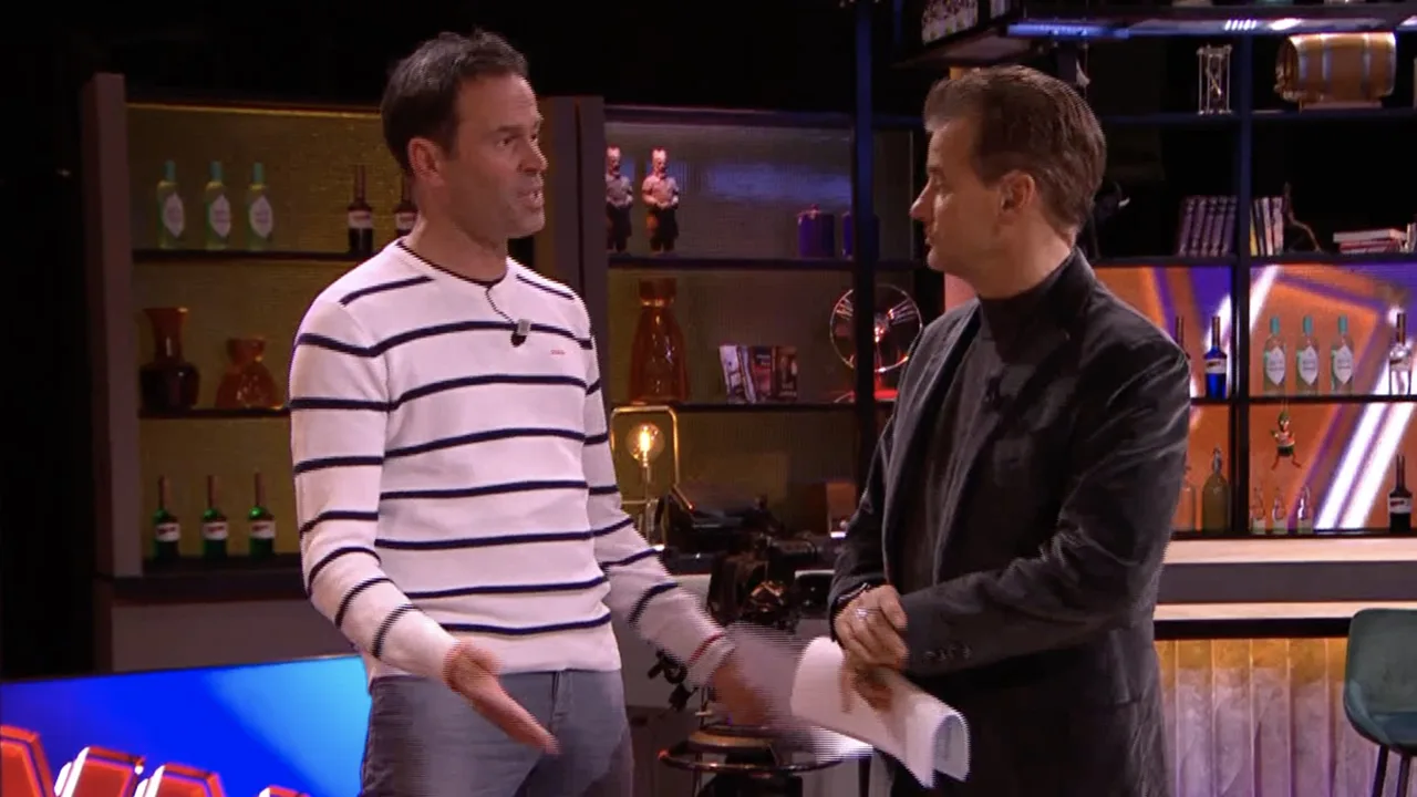 In de Wandelgangen met Bas Nijhuis: 'Jij laat Johan hier dus gewoon vallen!'