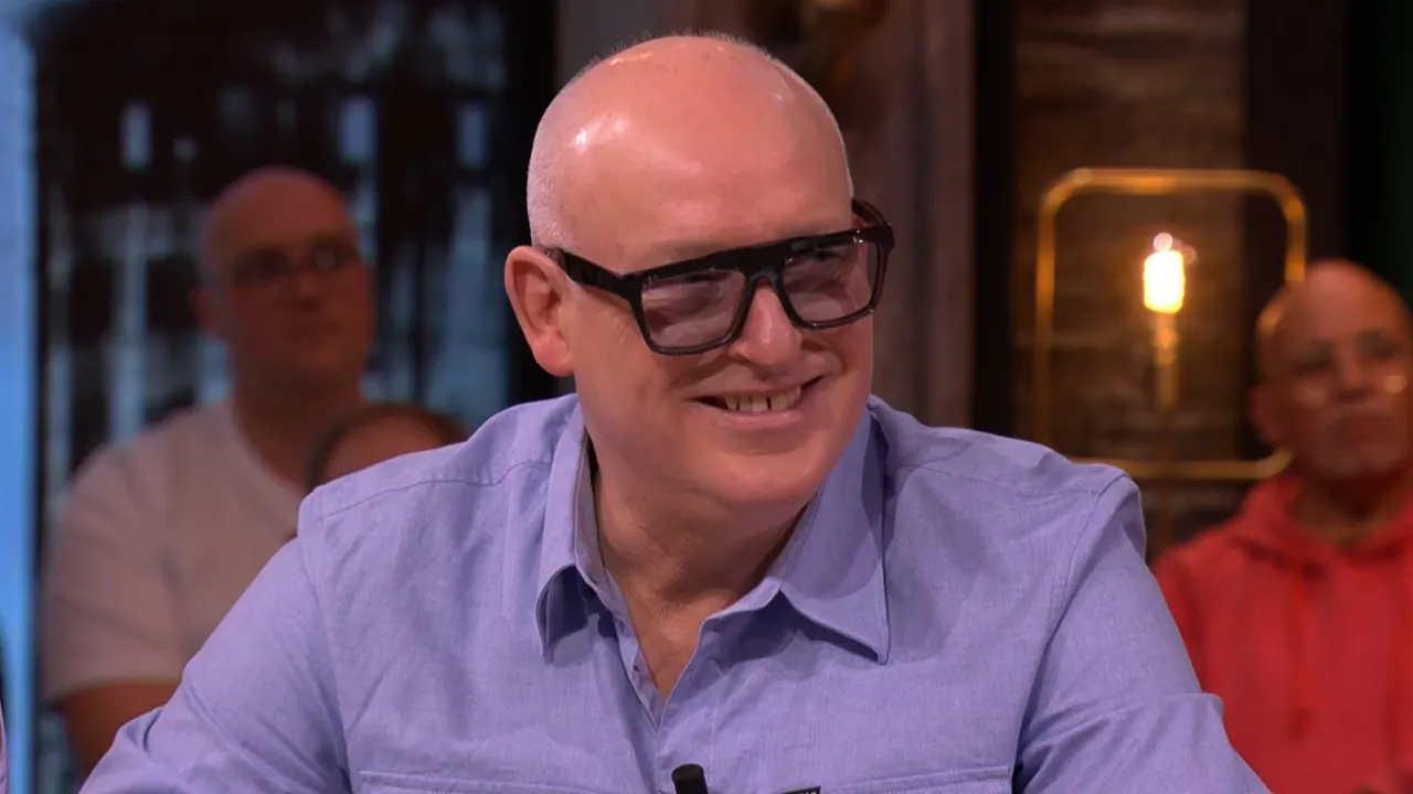 René hoort overal meningen: 'Zullen we nou gewoon afspreken dat dat alleen aan deze tafel mag?'