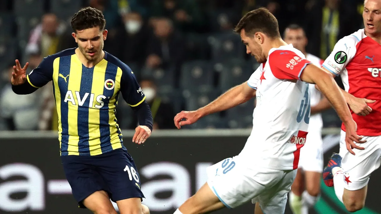SAMENVATTING: Fenerbahce - Slavia Praag (Play-Offs Conference League)