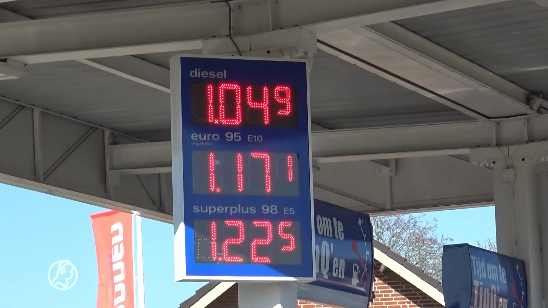 Gekte aan de pomp: tankstation stunt met prijzen