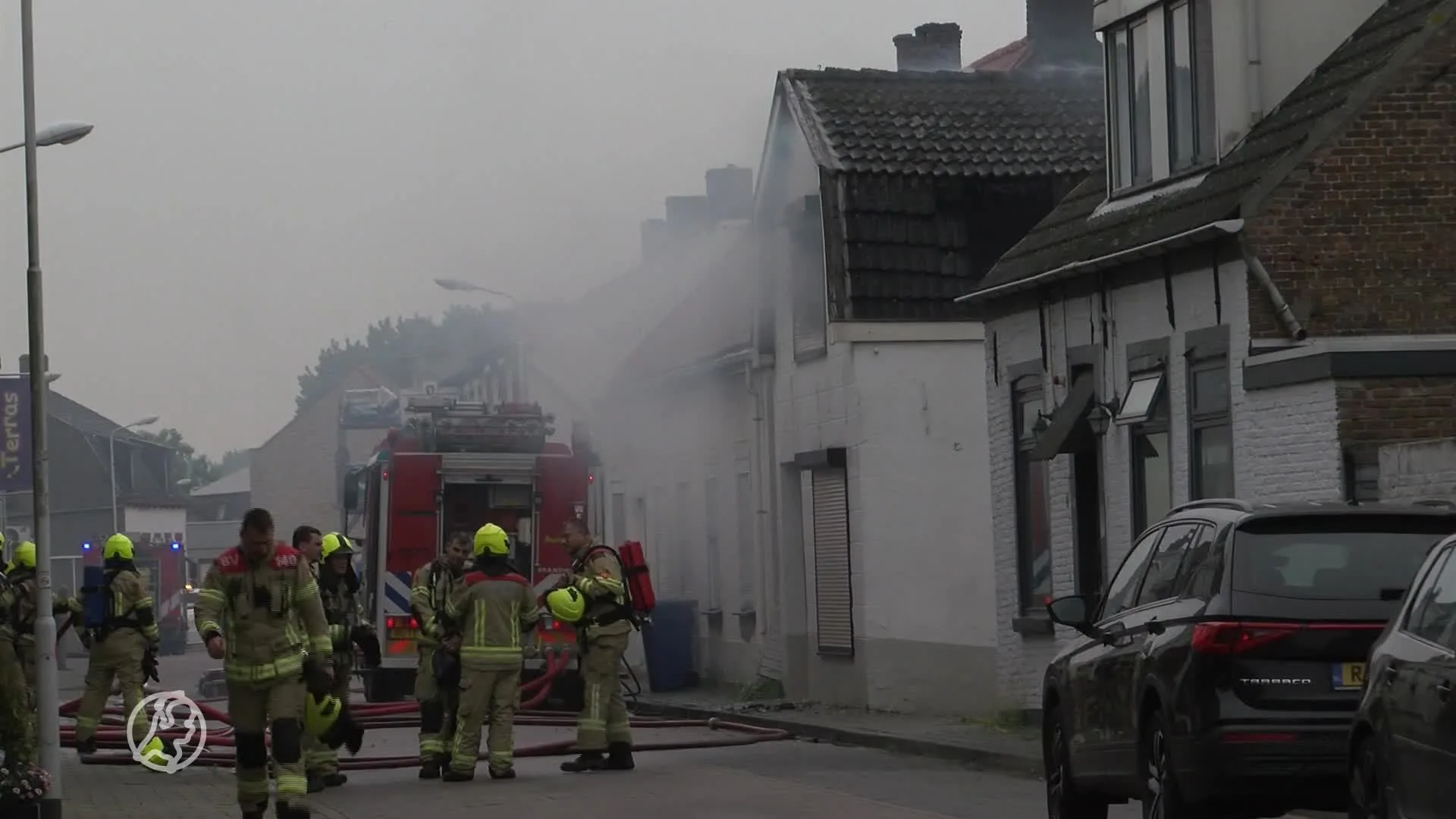 Woningen ontruimd om grote brand Westdorpe