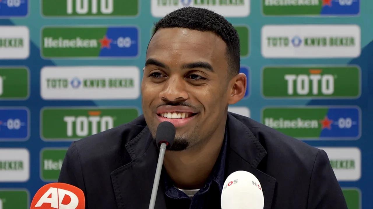 Gravenberch blikt terug op afwezigheid: 'Dan word je wel gek van binnen'