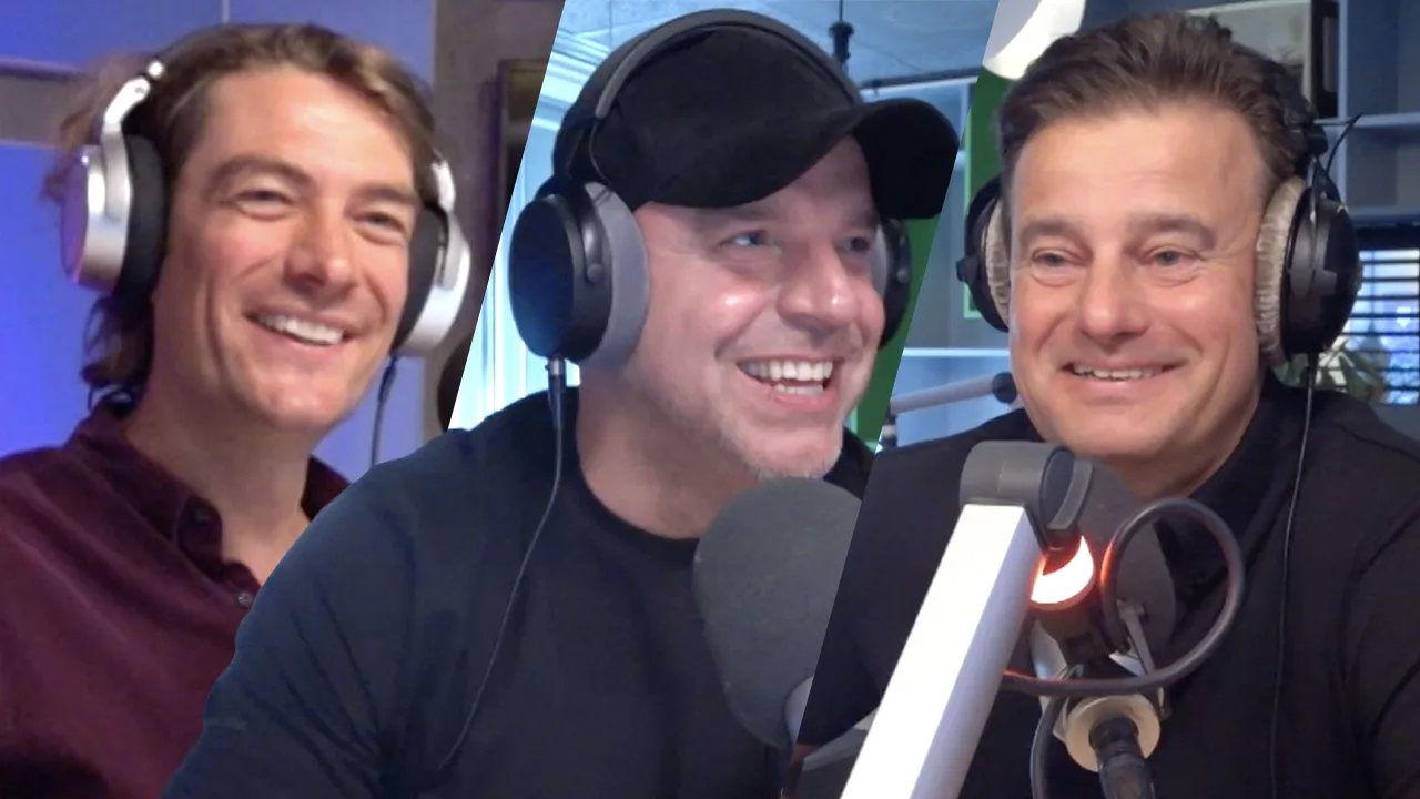 Frank Dane hoort nieuwe zomerhit van Wilfred, Wesley en Andy: 'Ik word er blij van!'