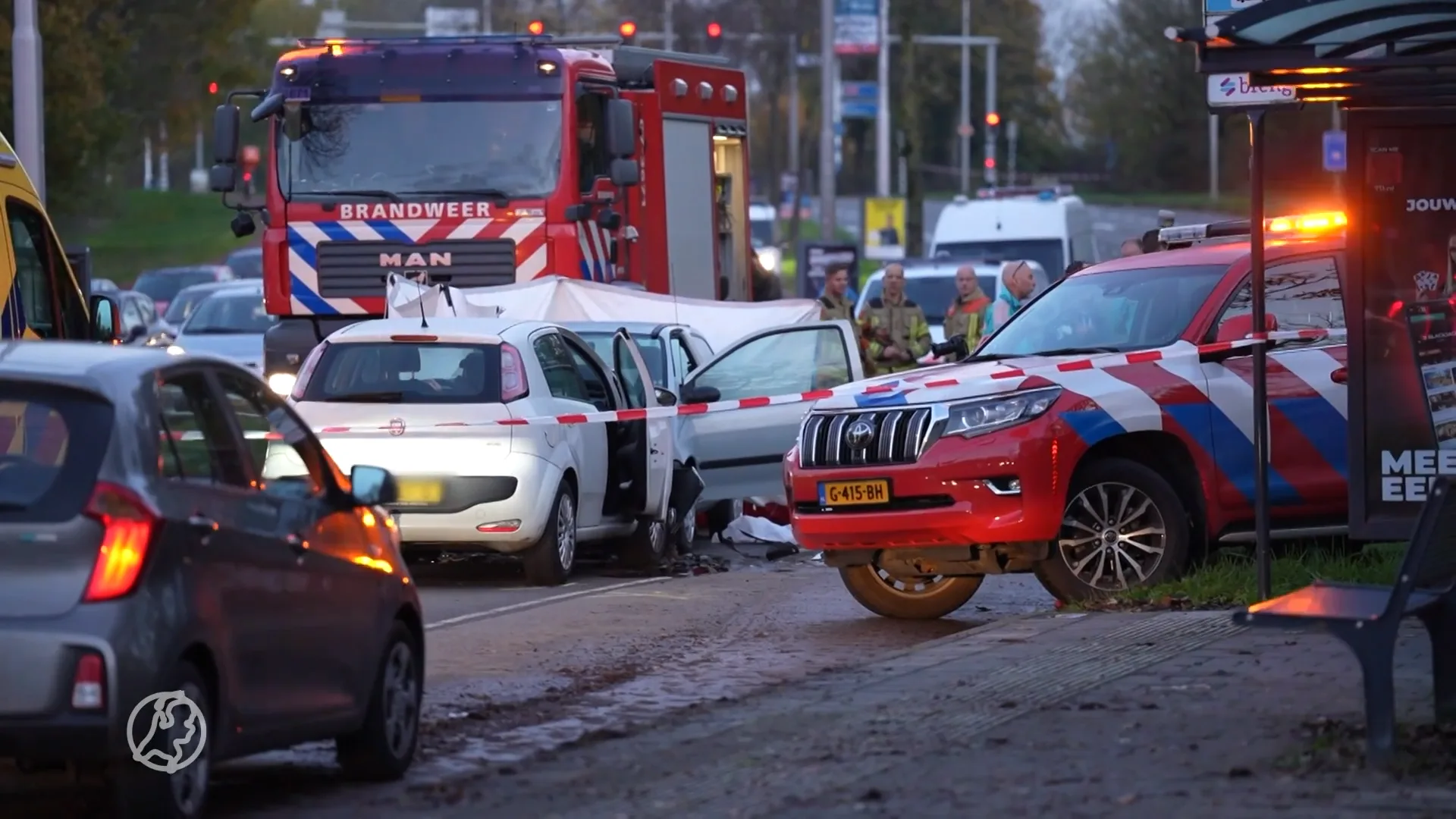Dode en gewonden in Arnhem door auto op verkeerde weghelft