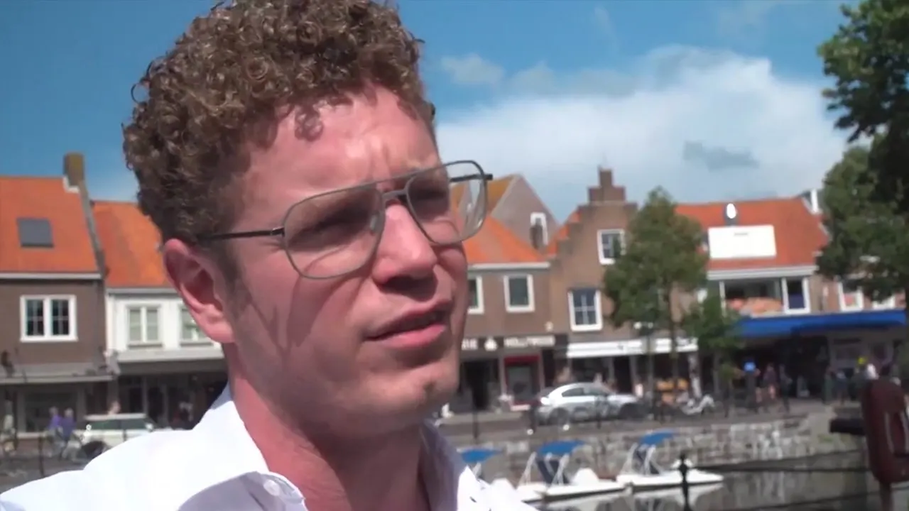 GOUD! PSV-supporter nog altijd dolblij met mislukte tattoo: ‘Hij schreef PCV’