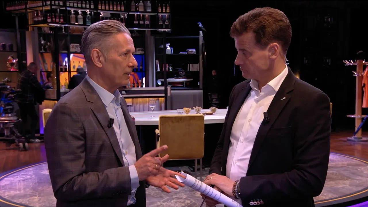 In de Wandelgangen met Robert van de Roer: 'Nederland heeft Poetin na MH17 uit de wind gehouden'