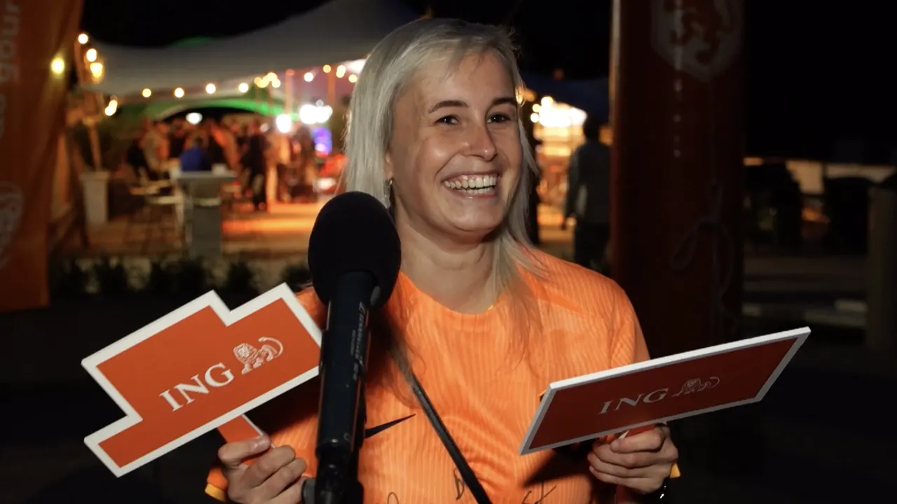 Moet er meer aandacht in de media komen voor vrouwenvoetbal?