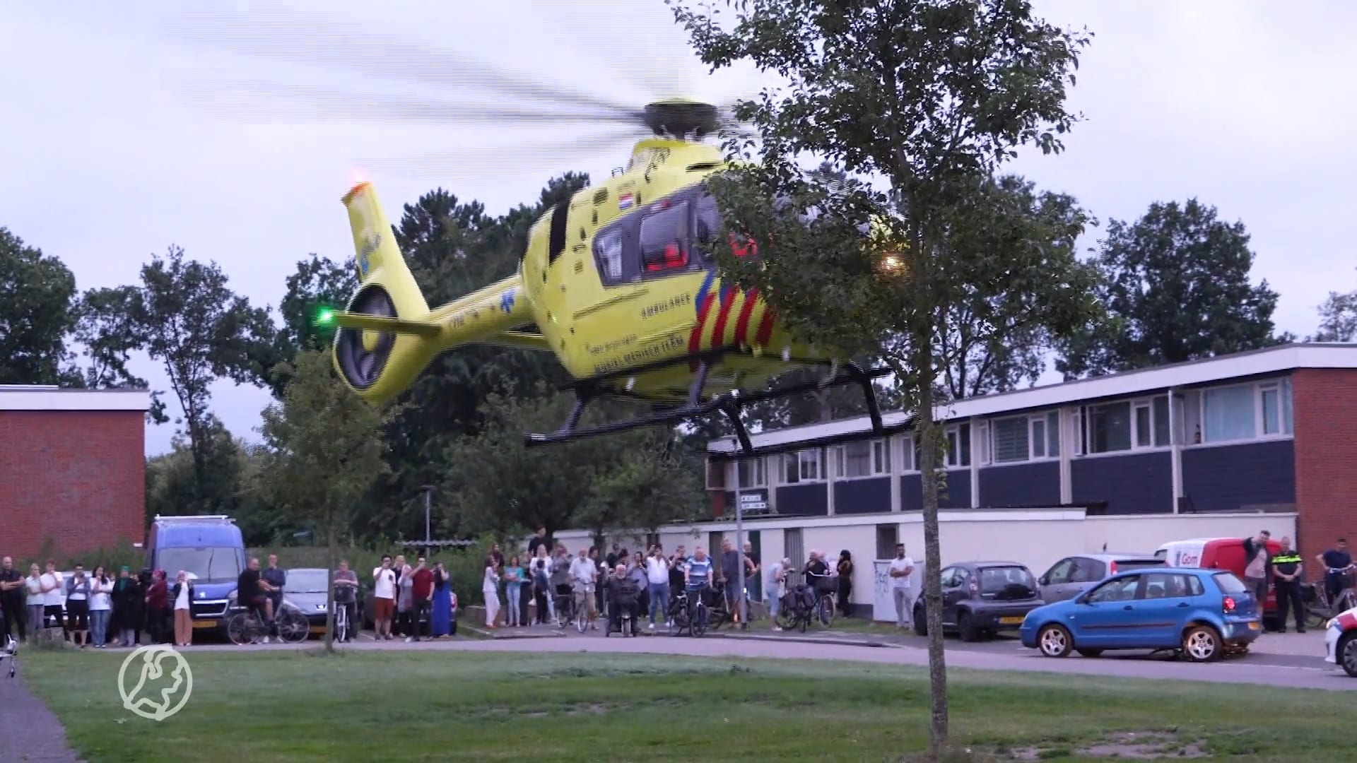 Traumahelikopter bij ongeval in Emmen