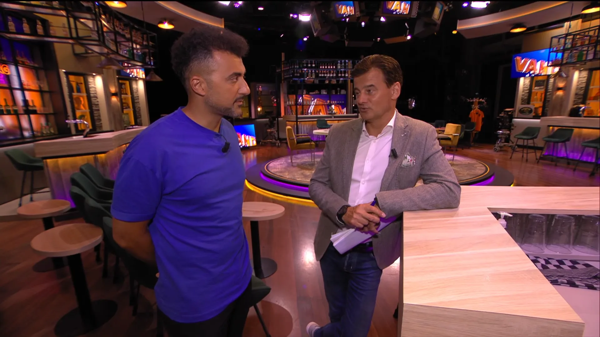 In de Wandelgangen met Eus: 'Ga je mee naar Go Ahead - Cambuur?'