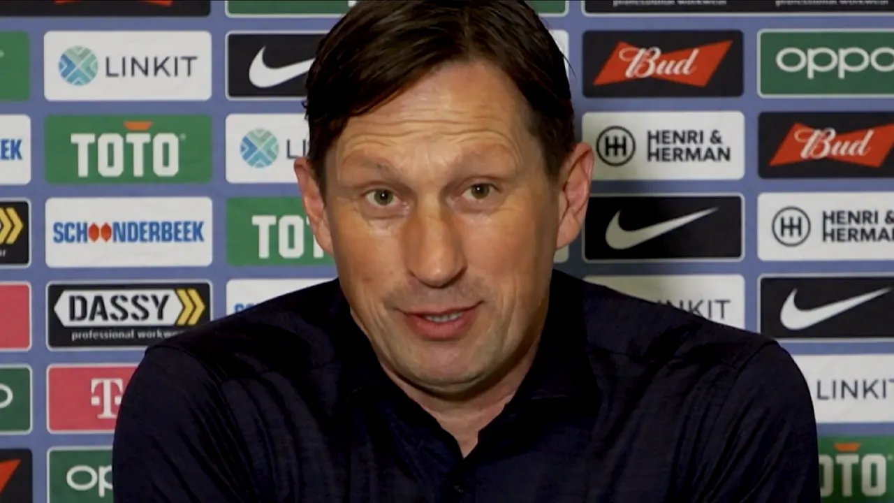 Schmidt keek niet naar Cambuur-Ajax: 'We moeten gefocust zijn op ons zelf'