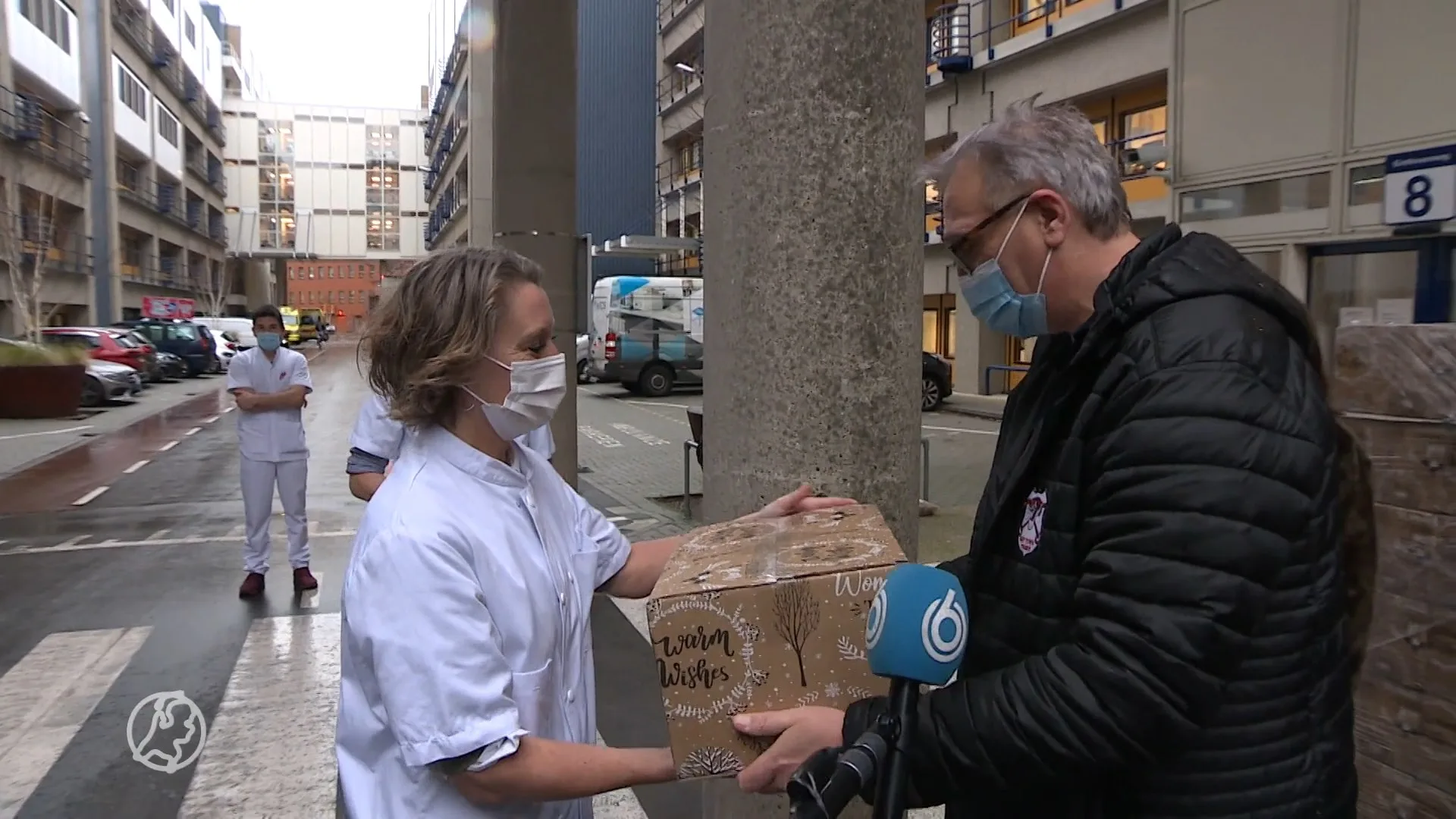 Honderden kerstpakketten voor IC-verpleegkundigen LUMC: 'Ze h...