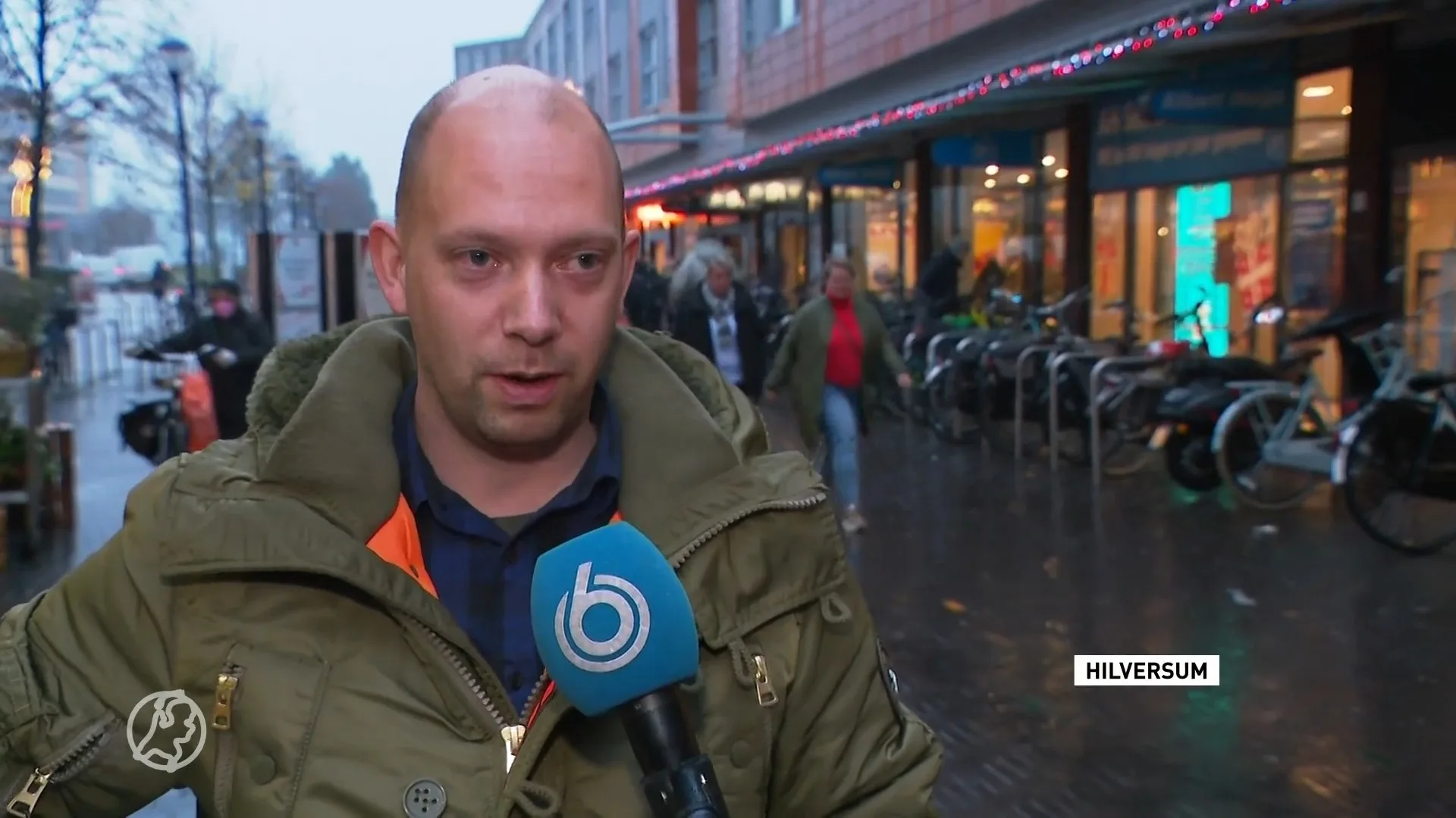 Nederlanders gaan Sinterklaas als vanouds vieren, maar zijn verdeeld over de regels