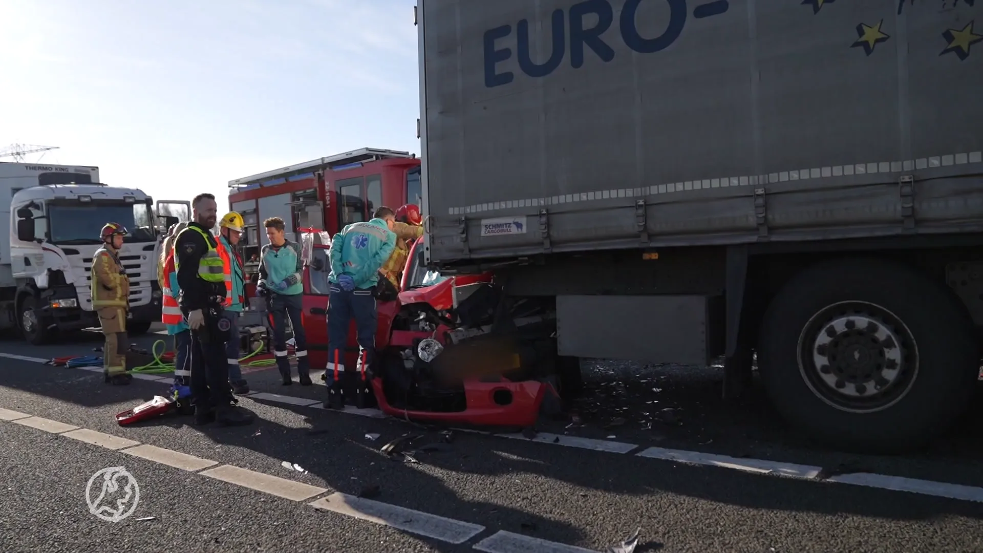 Ravage na ongeluk met meerdere voertuigen op A67 richting Eindhoven