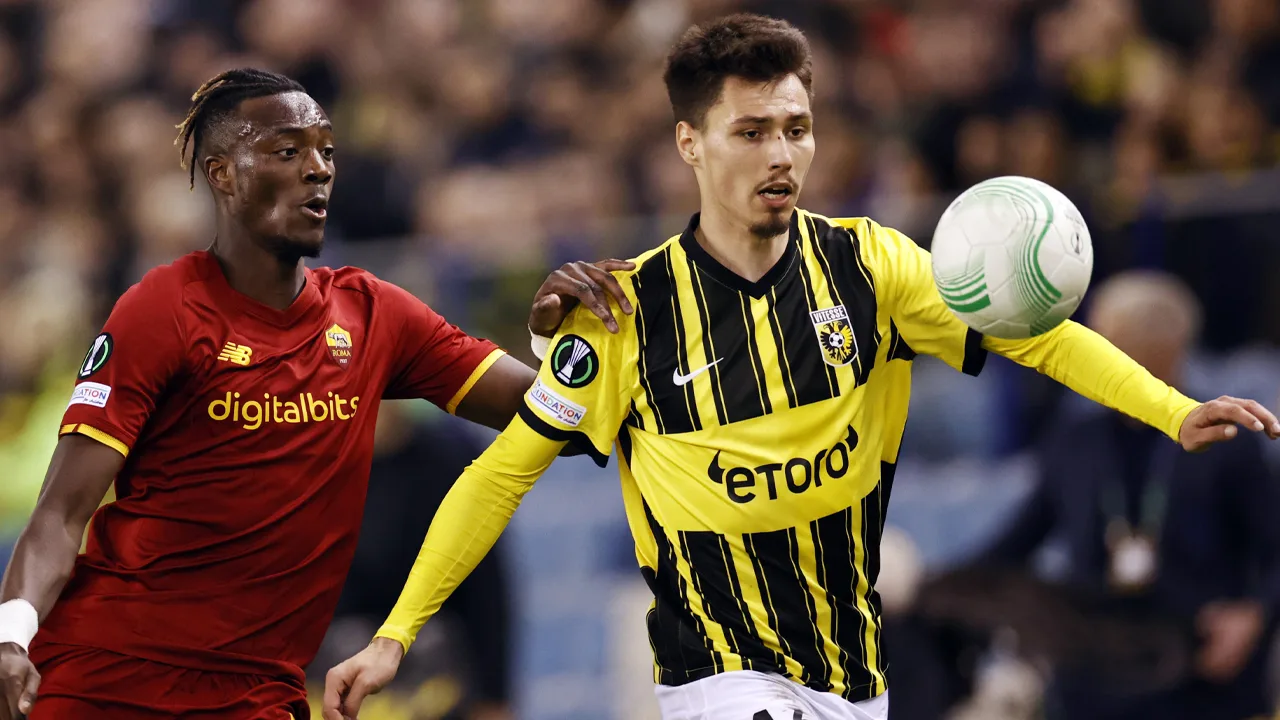SAMENVATTING: Vitesse – AS Roma (Achtste finale Conference League)
