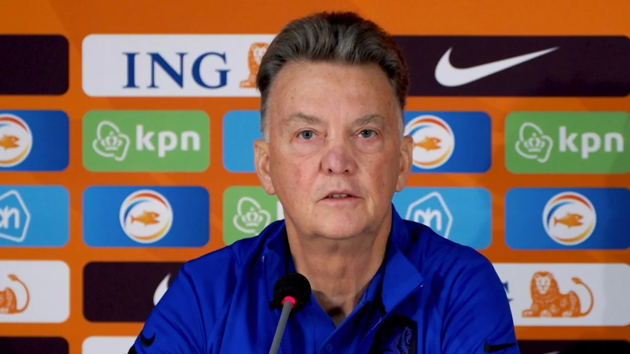 Van Gaal ziet vooruitgang bij De Ligt: 'Hij is weer uit de duisternis herrezen'